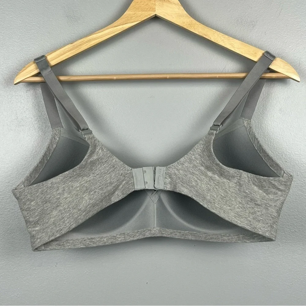 Tommy John Cool Comfort Lightly Lined heather gray convertible strap bra, 38C.